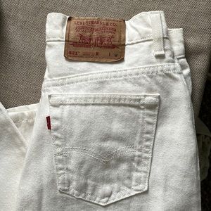 Beautiful Vintage white Levi’s 501